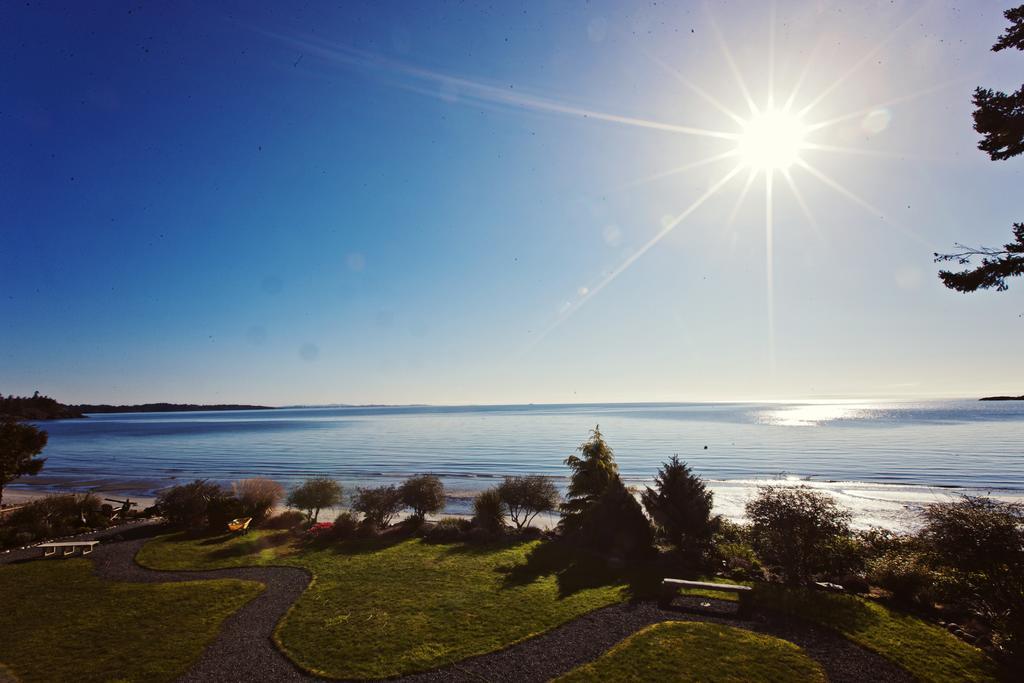 The Lodge At Weir'S Beach Metchosin 외부 사진