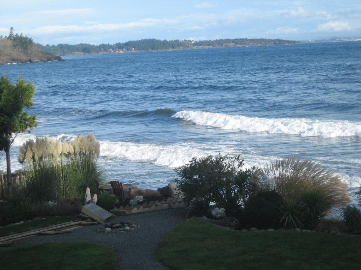 The Lodge At Weir'S Beach Metchosin 외부 사진