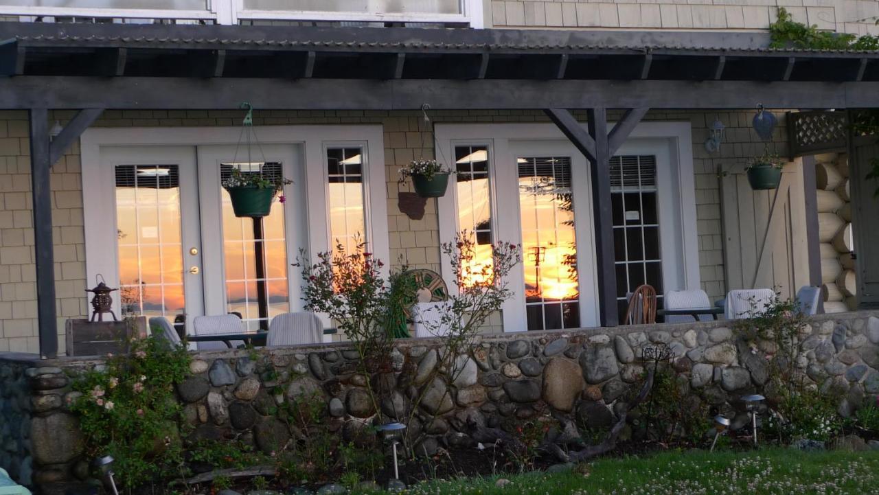 The Lodge At Weir'S Beach Metchosin 외부 사진